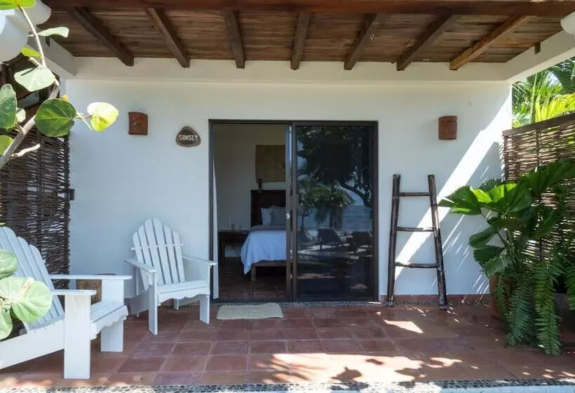 Hotelli Casa Manzanillo Boutique