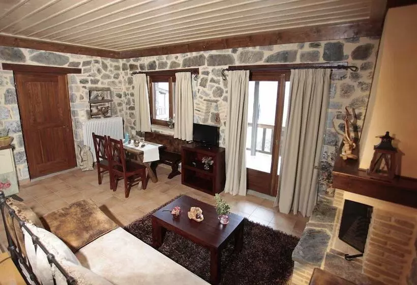 ホテル Efharis Filoxenon