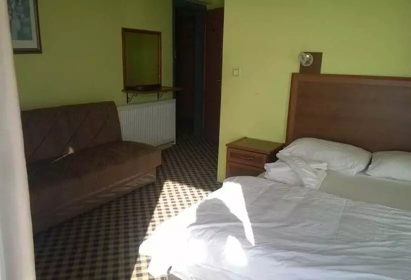 ホテル Erdek Helin