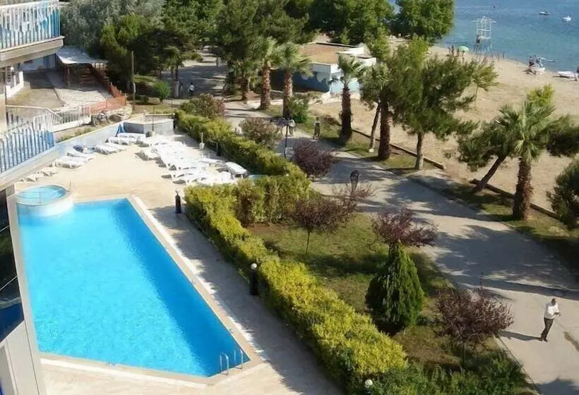 ホテル Erdek Helin