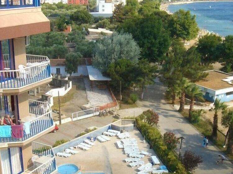 בית מלון כפרי Erdek Helin