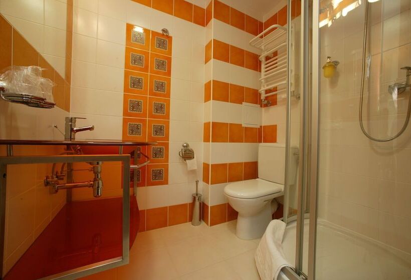 בית מלון כפרי Gold