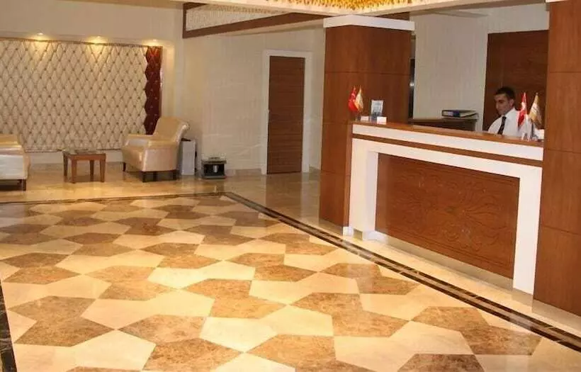 هتل Grand Aras