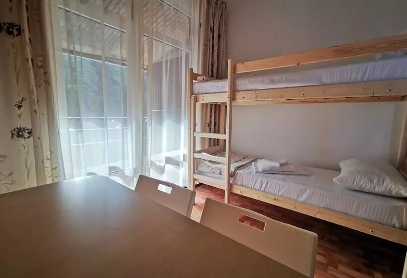 Hotelli Pansionat Yuzhniy