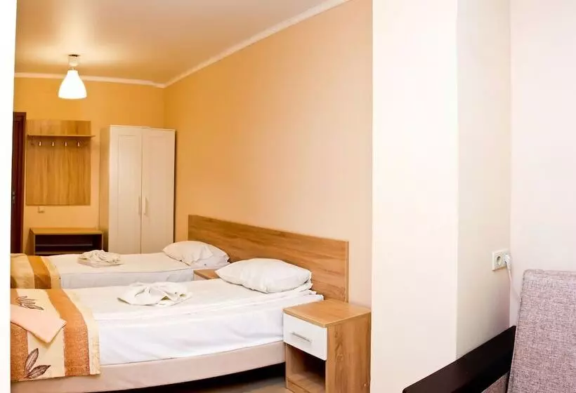 Hotelli Pansionat Yuzhniy