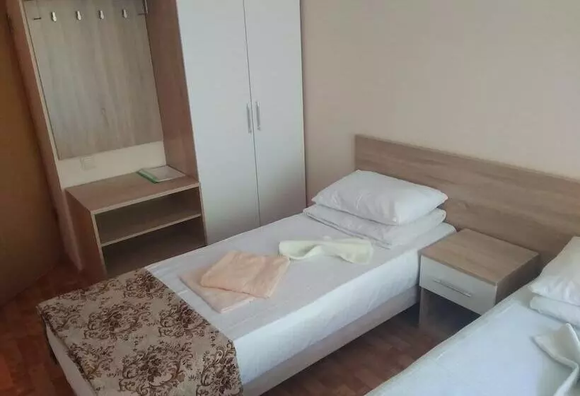 Hotelli Pansionat Yuzhniy