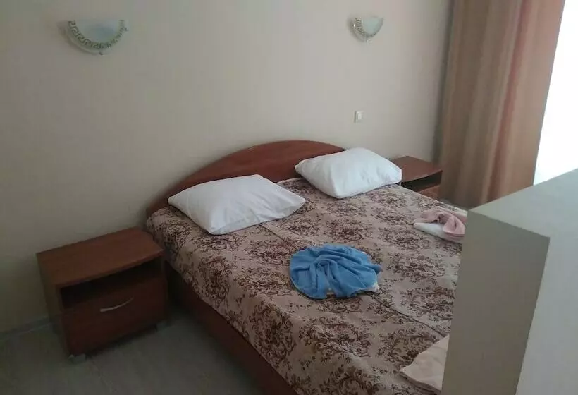 Hotelli Pansionat Yuzhniy