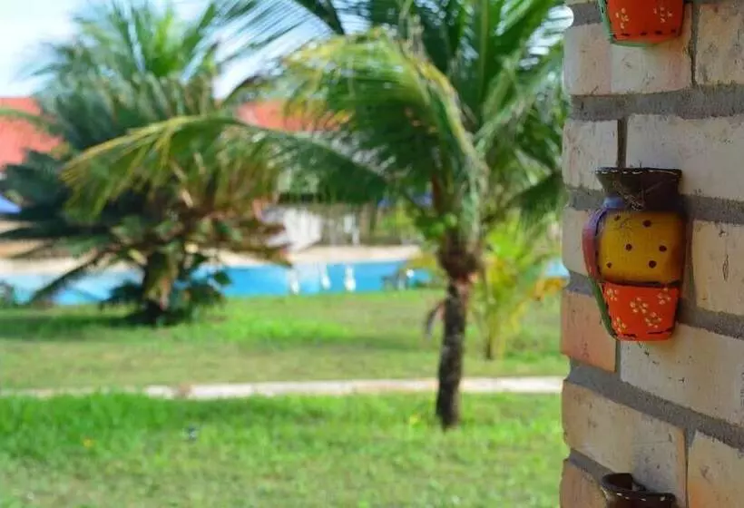 Hotelli Pousada Oceania