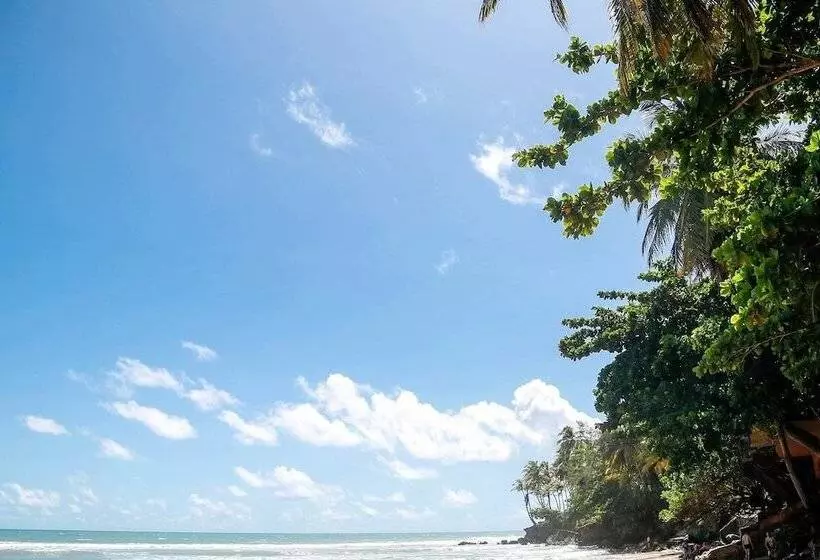 Hotelli Pousada Oceania