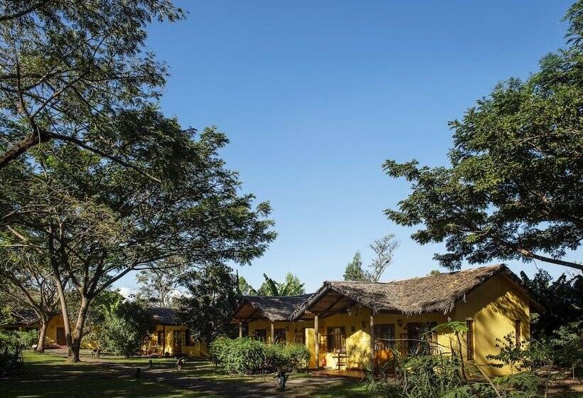 בית מלון כפרי Rivertrees Country Inn