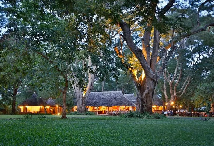 هتل Rivertrees Country Inn