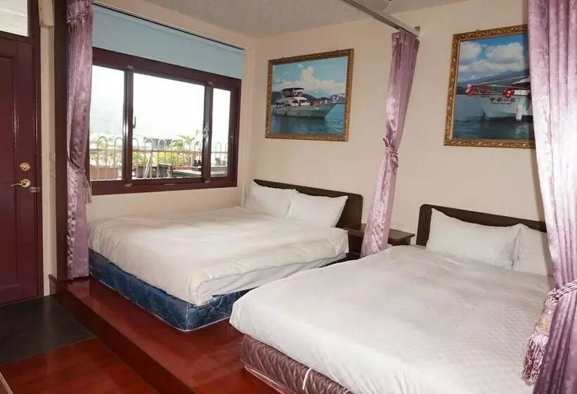 Lakeside B&b