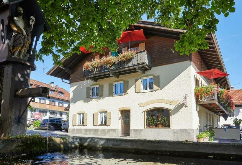 Pensão Alpen Gästehaus