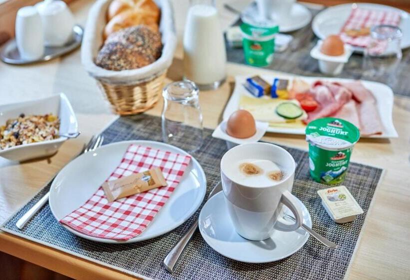 Pensão Alpen Gästehaus