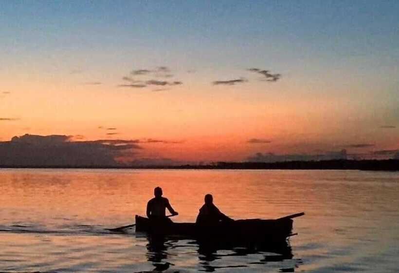 پانسیون Barrbra Bnb Over The Sea