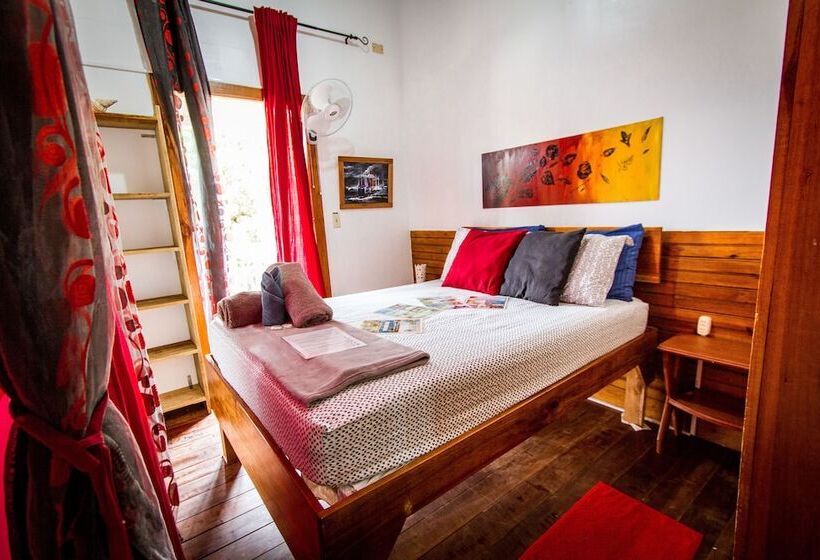 پانسیون Barrbra Bnb Over The Sea