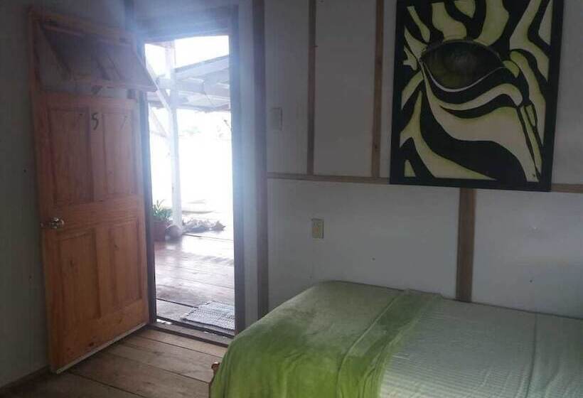 پانسیون Barrbra Bnb Over The Sea