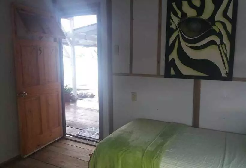 پانسیون Barrbra Bnb Over The Sea