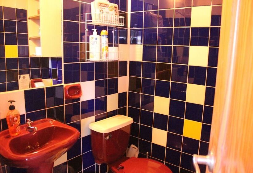 پانسیون Barrbra Bnb Over The Sea