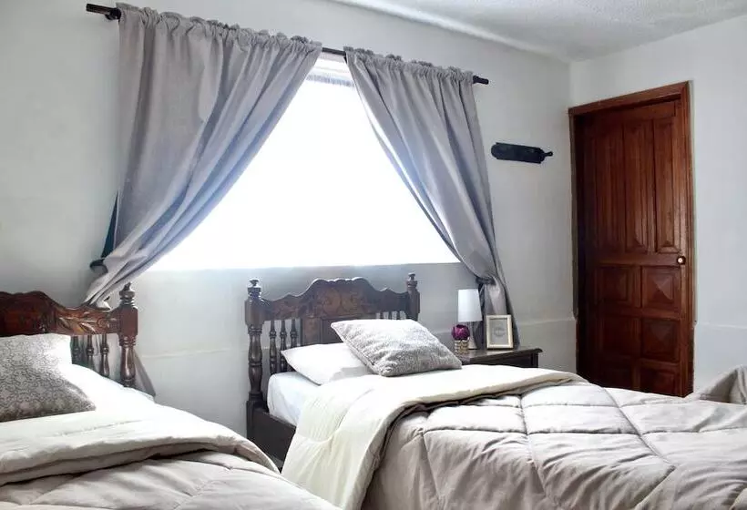 ペンション Casa De Hospedaje Vivaio