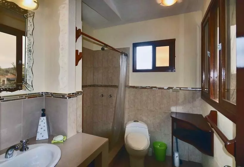 Majatalo Galeodan Suites