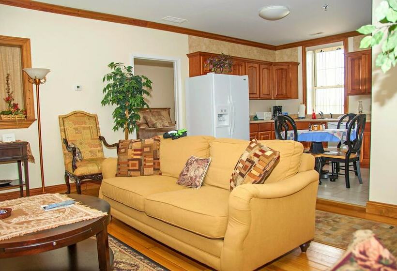 膳宿费 Hermann House Inn