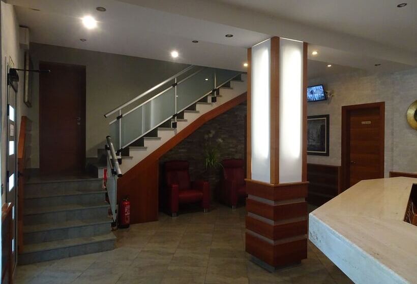 پانسیون Hostal Internacional