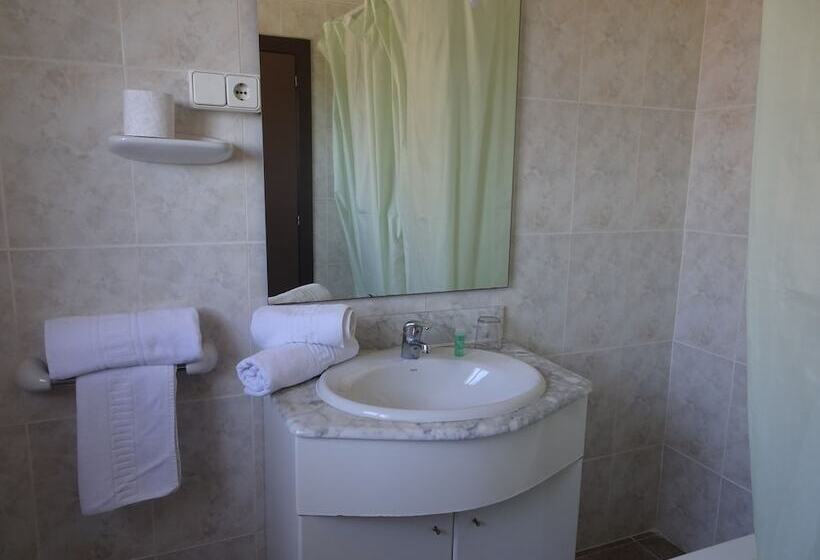 پانسیون Hostal Internacional