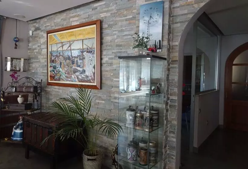 Majatalo Hostal Internacional