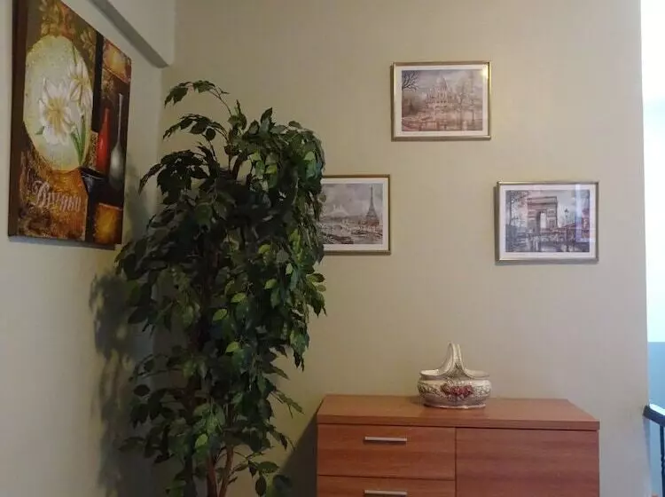 Majatalo Hostal Internacional