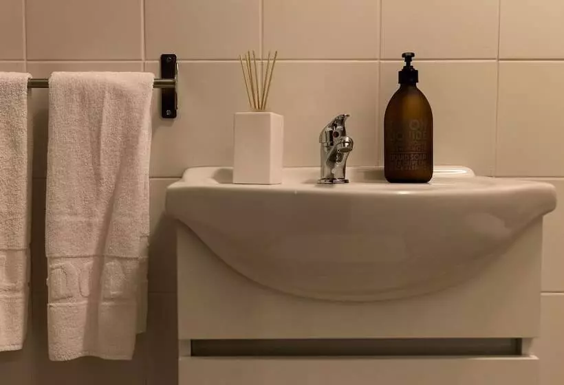 Majatalo The Sea Beach House