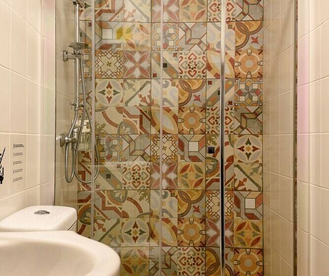 بنسيون The Sea Beach House