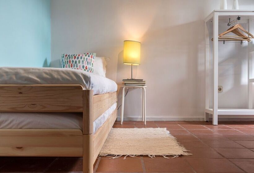 بنسيون The Sea Beach House