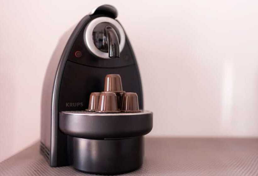 بنسيون The Sea Beach House