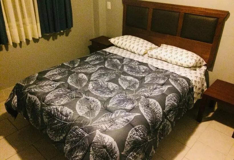 Residencial San Diego   Hostel