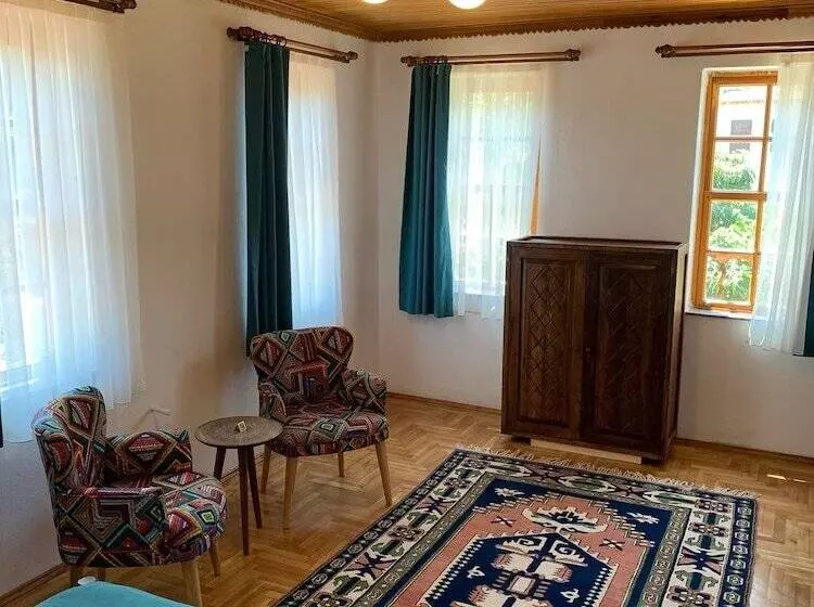 Selanik Pansiyon