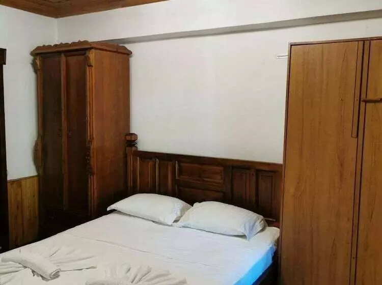 Selanik Pansiyon