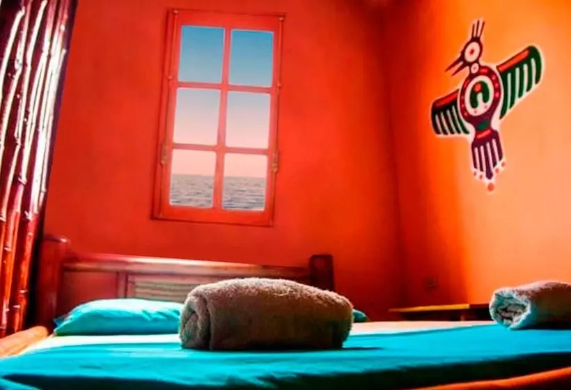 Al Carajo Hostel
