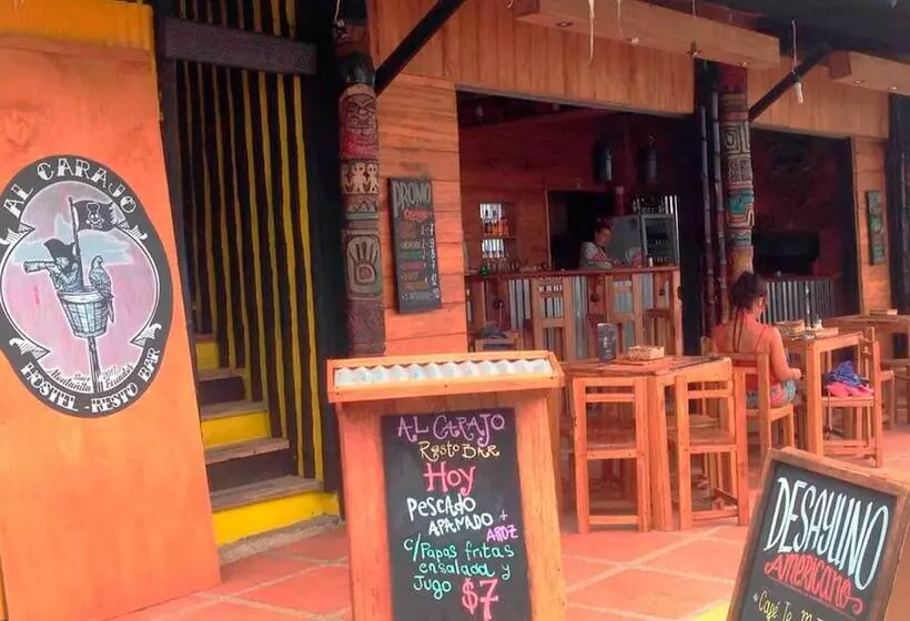 Al Carajo Hostel