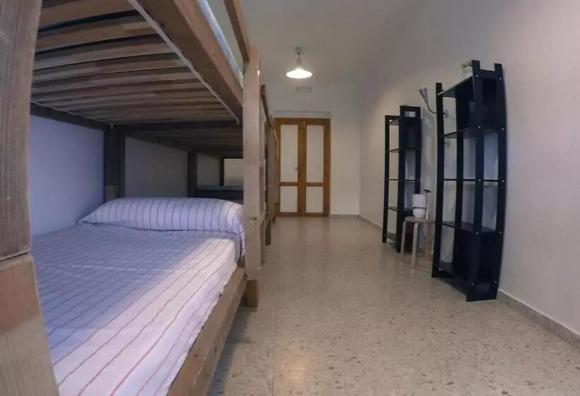 ユースホステル Centro De Ocio Alúa Casa Rural Iznájar Lago De Andalucía
