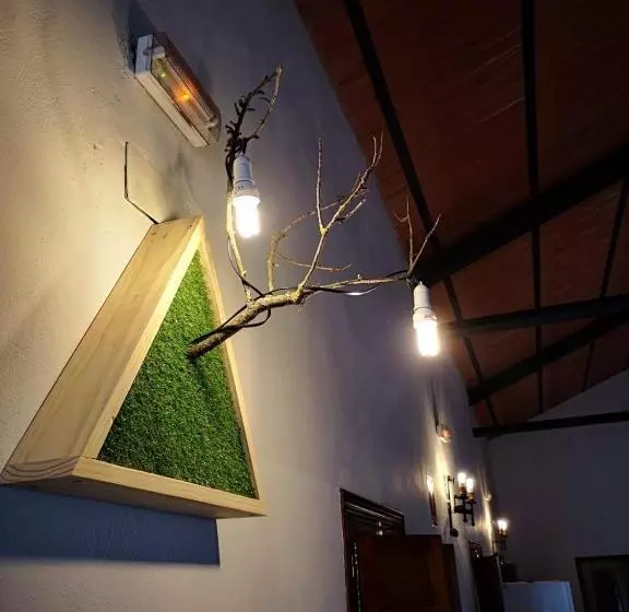 ユースホステル Centro De Ocio Alúa Casa Rural Iznájar Lago De Andalucía