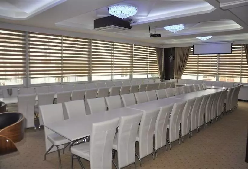 Ayseli Otel