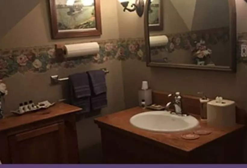 Aamiaismajoitus (B&B) Historic Iron Horse Inn