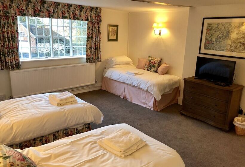 ベッドアンドブレックファースト The Dorset Arms Cottages