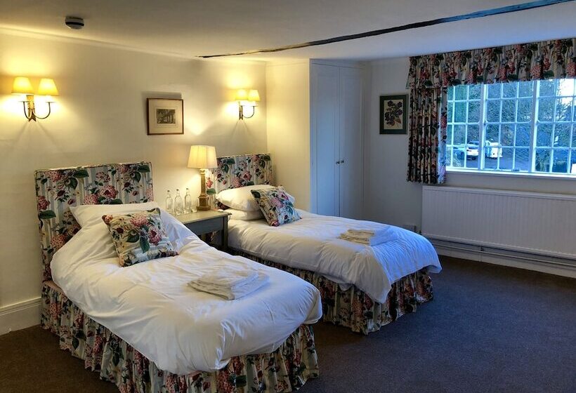 ベッドアンドブレックファースト The Dorset Arms Cottages