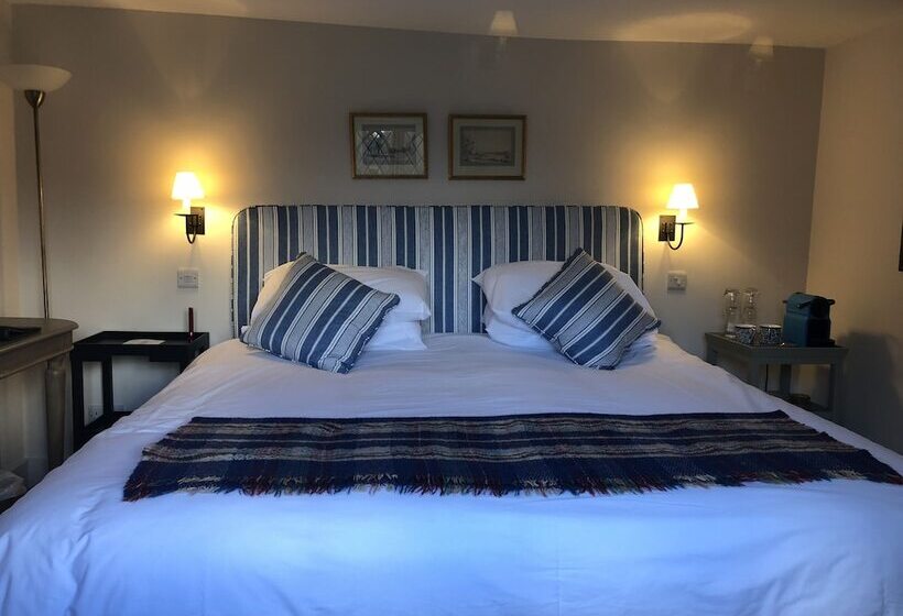 ベッドアンドブレックファースト The Dorset Arms Cottages