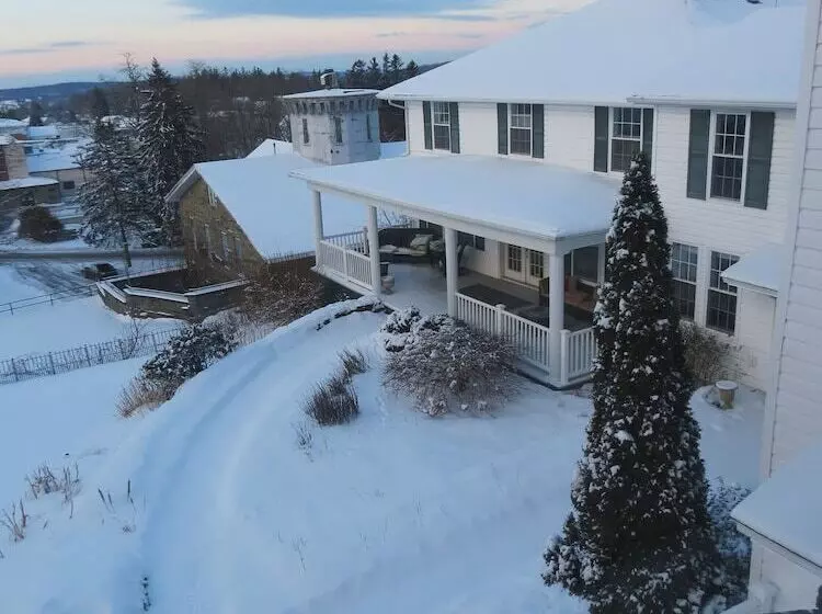 Aamiaismajoitus (B&B) The Rosemont Inn