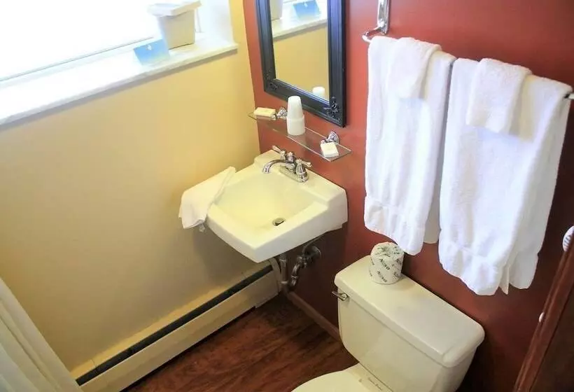 Cianci S Motel And Suites