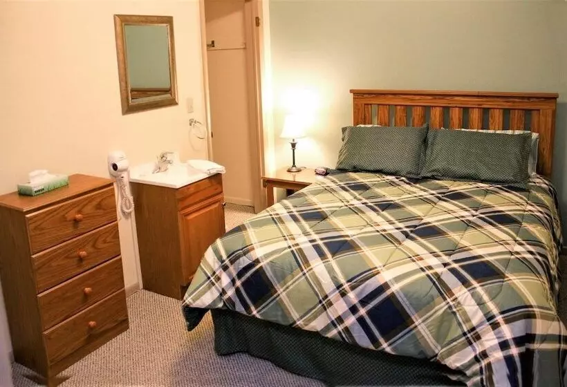 Cianci S Motel And Suites