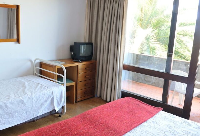 هتل Estalagem Zende